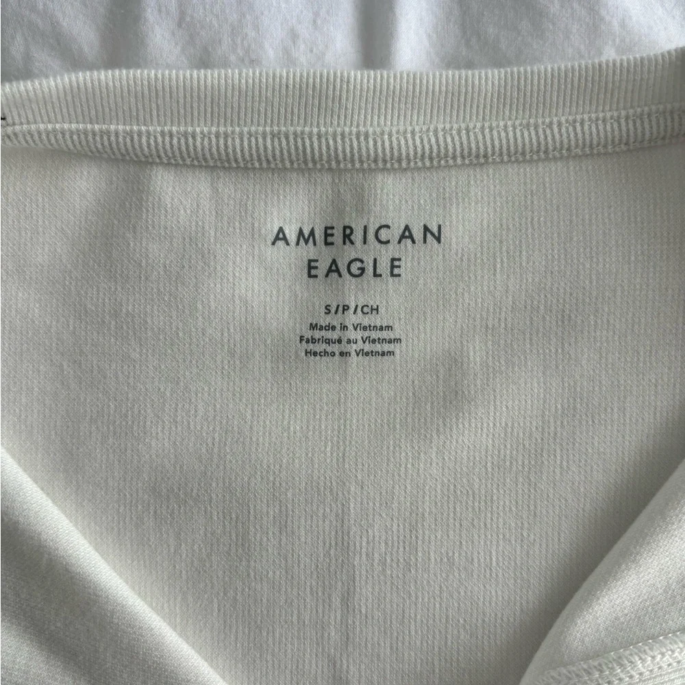 American Eagle Off-White Buttoned Top - Picture 3 of 4